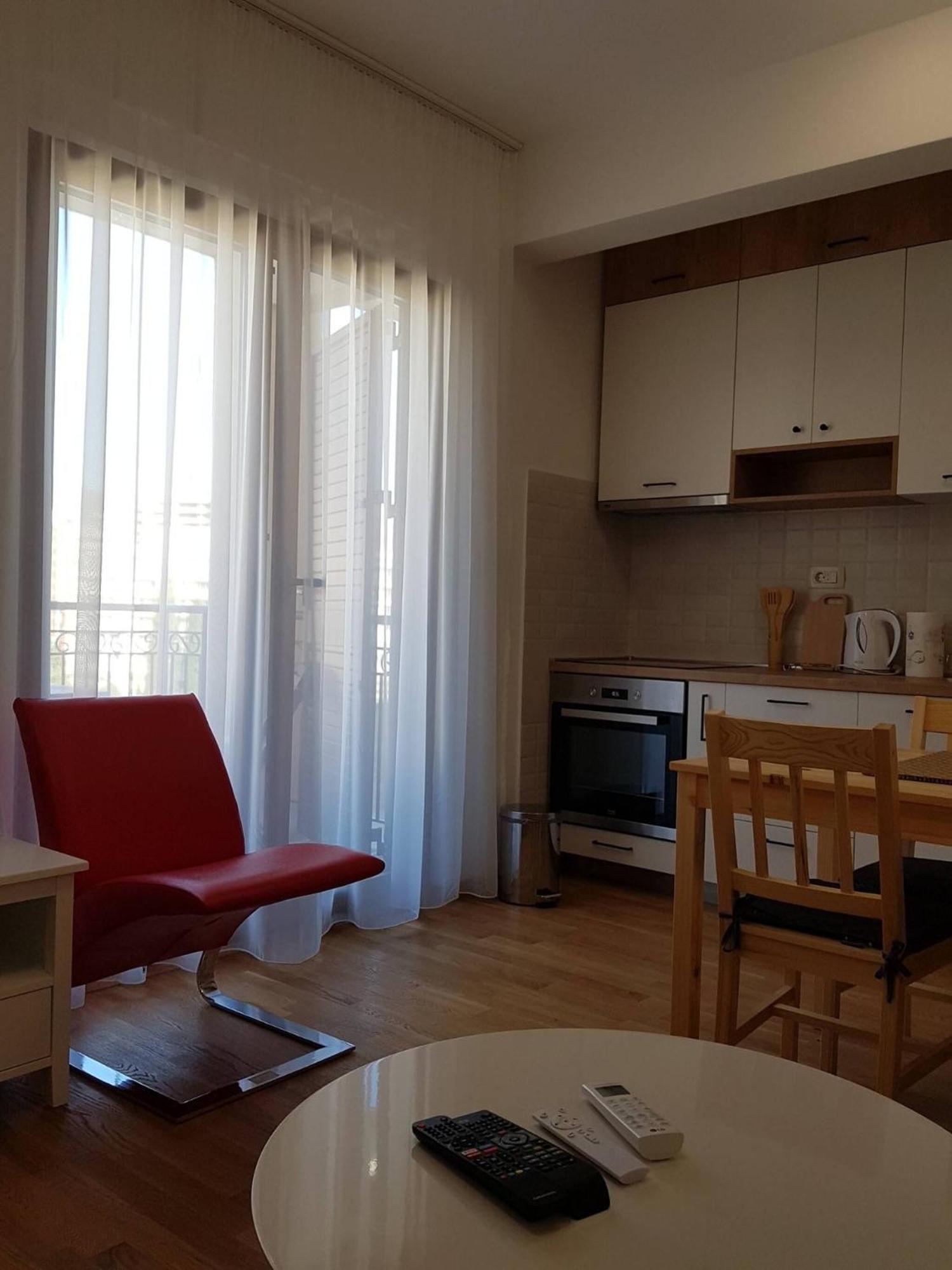 Apartment Charming With Mountain Views Budva